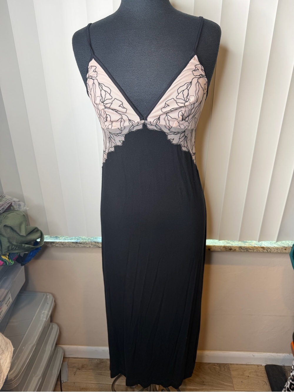 Soma Enbliss Flocked Knit Chemise / Maxi Cool Night Nightgown Size XS